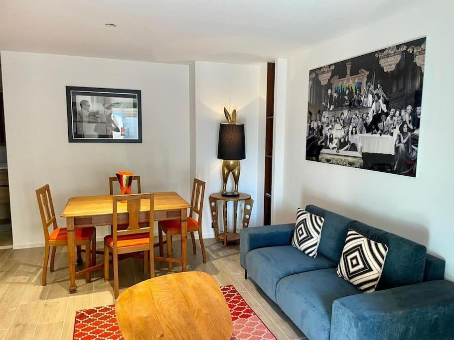 Superbe Appartement Pres De La Plage Et Du Centre Ville Saint-Tropez Exterior photo